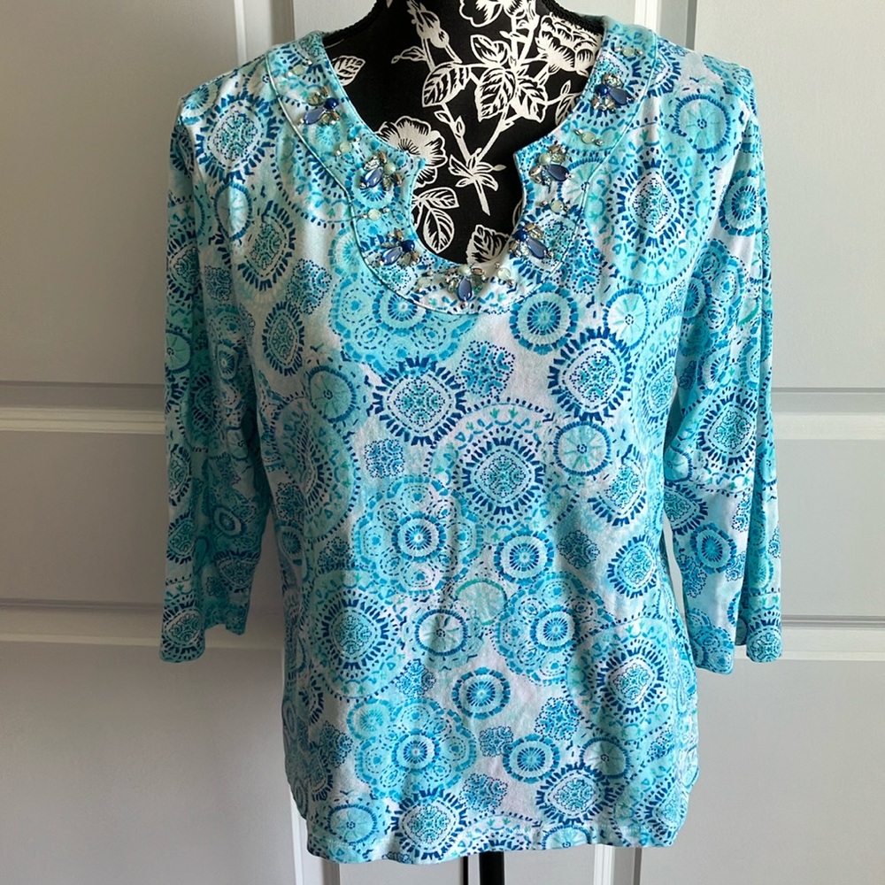 Hearts of Palm Blue 3/4 Sleeve Fitted Blouse